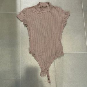 Me to We bodysuit size S